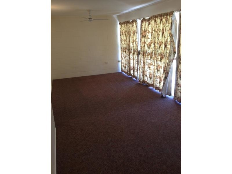 2/15 Thurston Street, Allenstown QLD 4700